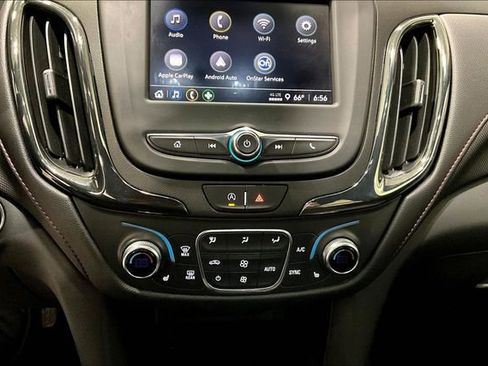 Used 2022 Chevrolet Equinox RS image 15