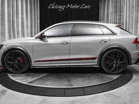 Used 2023 Audi RS Q8 4.0T Quattro Black Optic Exec w/ Black Optic Package image 38
