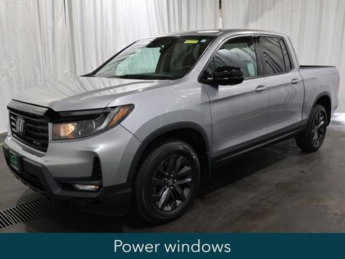 Used 2023 Honda Ridgeline Sport image 7