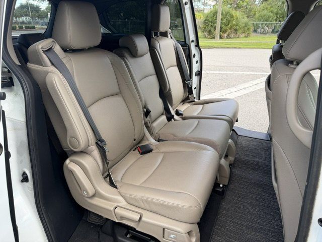 Used 2021 Honda Odyssey Touring image 19