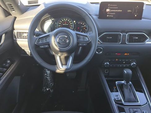 New 2025 MAZDA CX-5 Signature image 15