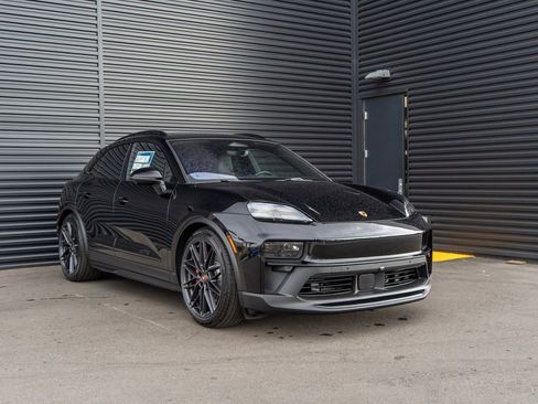 New 2026 Porsche Macan GTS Electric AWD/4WD image 7