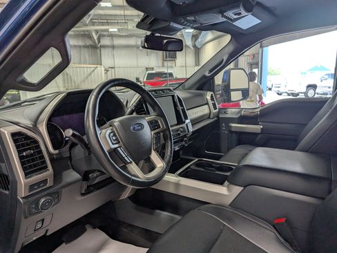 Used 2022 Ford F250 Lariat w/ Tremor Off-Road Package AWD/4WD image 16