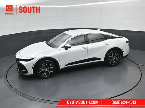 Used 2024 Toyota Crown AWD/4WD image 52