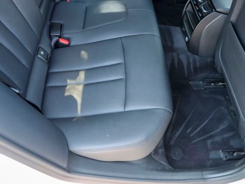 Used 2019 BMW 530i RWD image 20