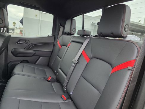 New 2025 Chevrolet Colorado Z71 w/ Technology Package image 16