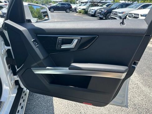 Used 2015 Mercedes-Benz GLK 250 BlueTEC 4MATIC image 36