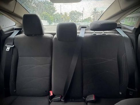Used 2019 Ford Fiesta SE FWD image 15