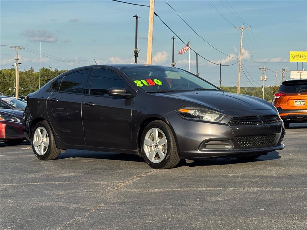 Used 2015 Dodge Dart SXT FWD image 1
