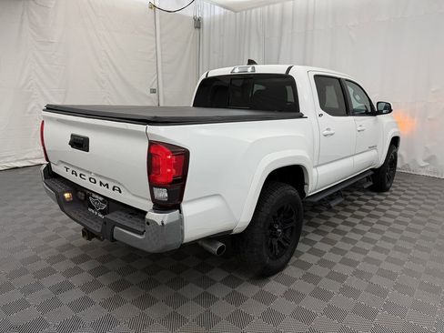 Used 2020 Toyota Tacoma SR5 image 3