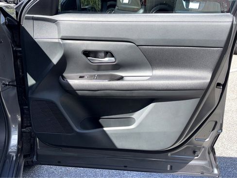 New 2026 Nissan Kicks SV image 11