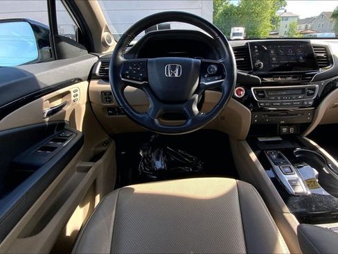 Used 2021 Honda Pilot Elite image 4