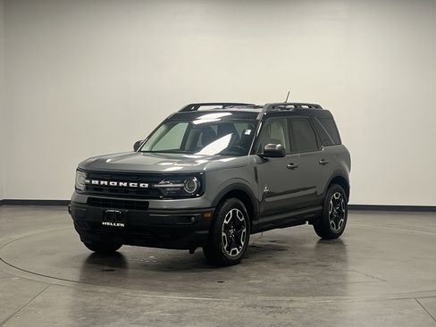 Used 2022 Ford Bronco Sport Outer Banks image 4