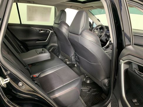 Used 2020 Toyota RAV4 TRD Off-Road w/ TRD Off-Road Weather Package image 37