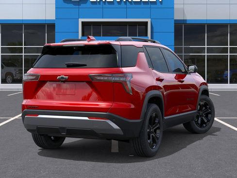 New 2026 Chevrolet Equinox LT w/ Midnight Edition FWD image 4