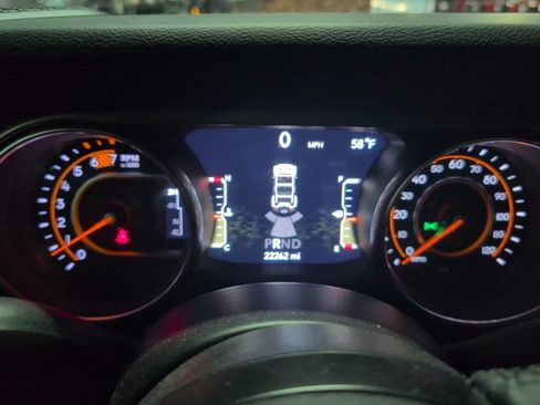 Used 2021 Jeep Wrangler Willys image 10