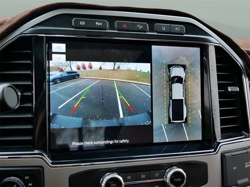 Used 2022 Ford F450 King Ranch w/ King Ranch Ultimate Package image 28