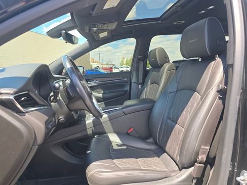 Used 2023 Buick Enclave Avenir w/ Avenir Technology Package AWD/4WD image 13