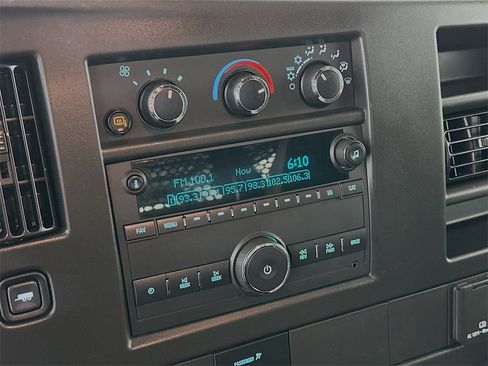 Used 2023 GMC Savana 2500 w/ Driver Convenience Package image 14