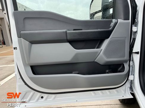 New 2026 Ford F250 XL w/ XL Chrome Package image 8