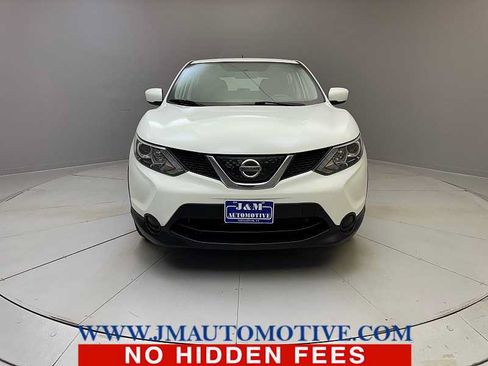 Used 2018 Nissan Rogue Sport S w/ S Appearance Package AWD/4WD image 8