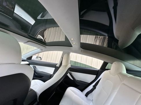 Used 2020 Tesla Model 3 Standard Range Plus image 31