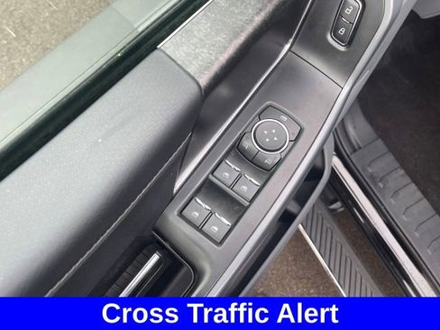 Used 2022 Ford F150 XLT w/ Equipment Group 302A High image 11