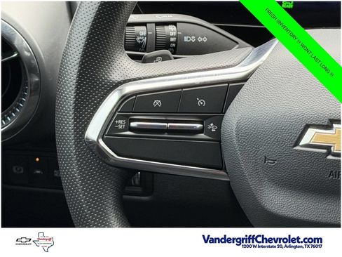Used 2025 Chevrolet Equinox EV LT FWD image 14