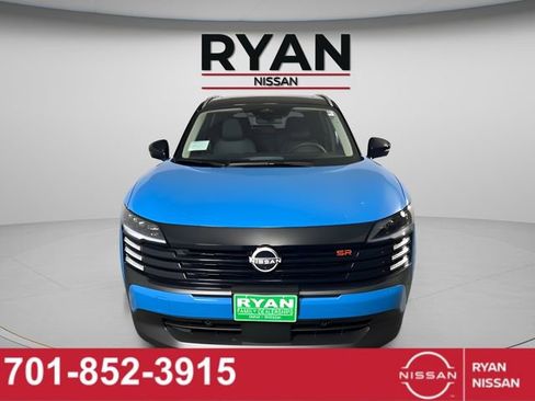 New 2025 Nissan Kicks SR w/ SR Premium Package image 11