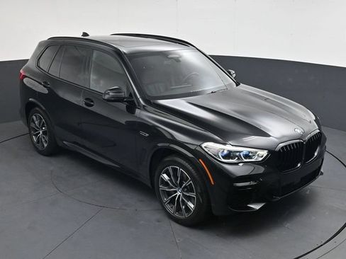 Used 2022 BMW X5 xDrive45e w/ M Sport Package AWD/4WD image 24