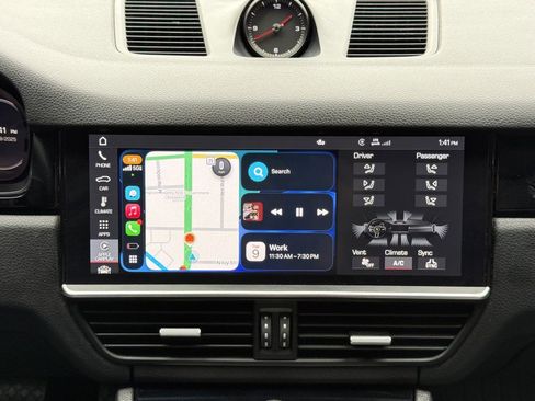 Used 2020 Porsche Cayenne image 49