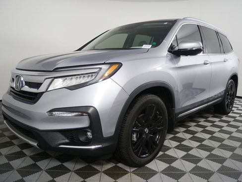 Used 2022 Honda Pilot Touring image 8