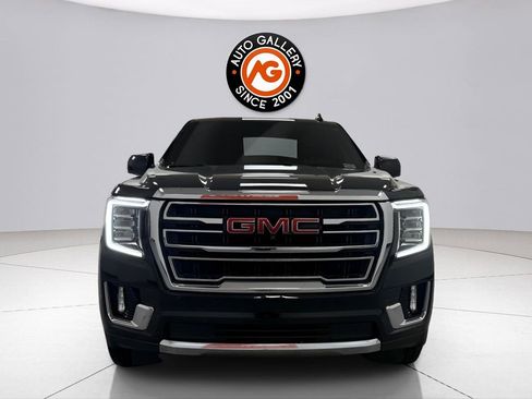 Used 2021 GMC Yukon SLT w/ SLT Premium Package image 2