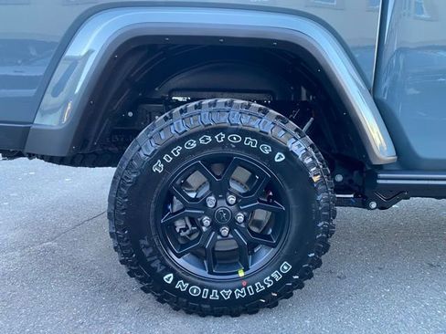 New 2026 Jeep Gladiator Willys image 18