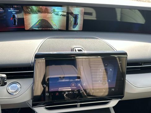 New 2026 Lincoln Nautilus Reserve image 29