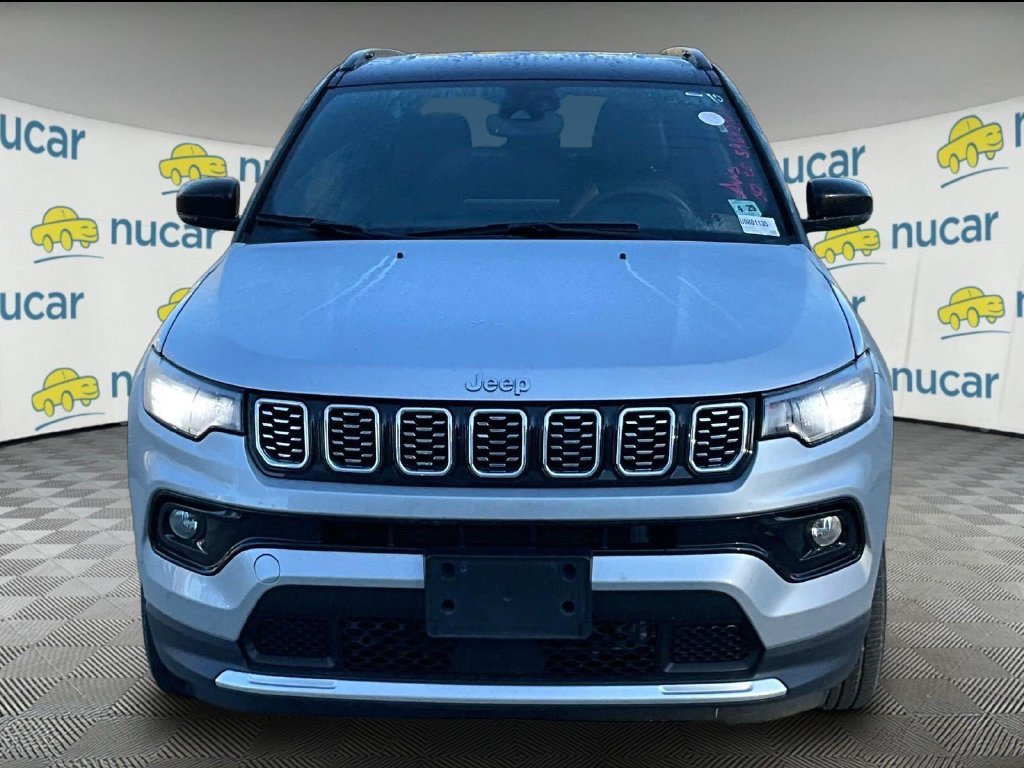 Used 2025 Jeep Compass Limited AWD/4WD image 2