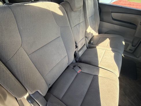 Used 2016 Honda Odyssey SE image 21