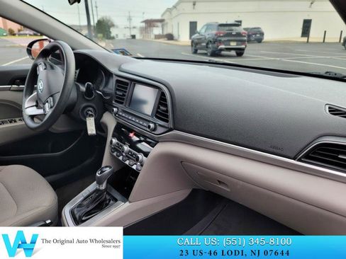 Used 2020 Hyundai Elantra SEL image 13