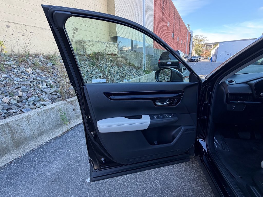 Used 2024 Honda CR-V EX-L image 10