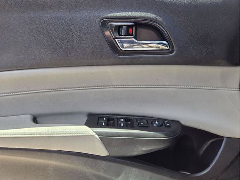 Used 2016 Acura ILX FWD image 19
