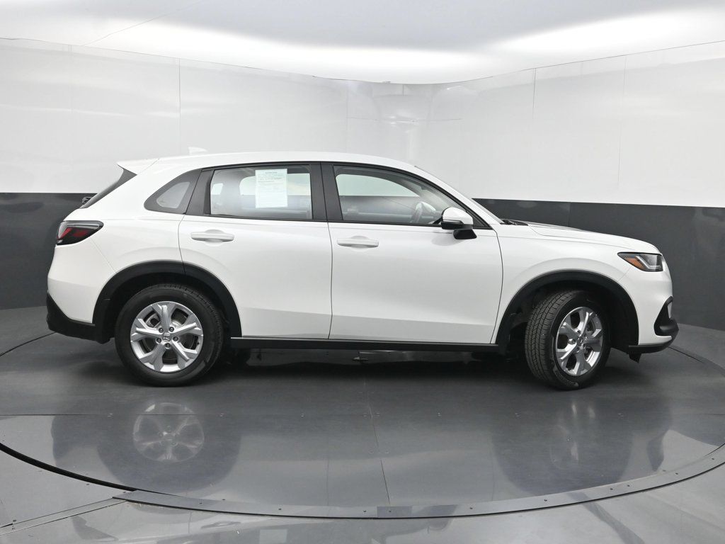 Used 2024 Honda HR-V LX image 39