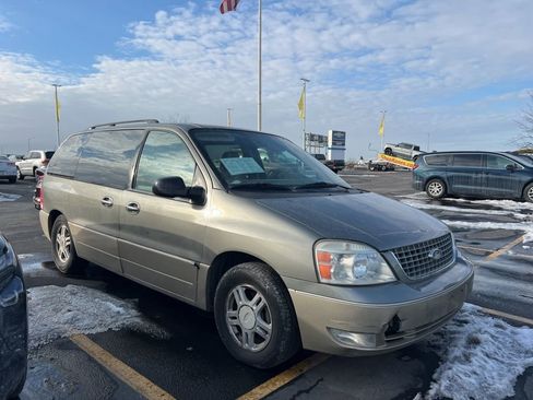 Used 2004 Ford Freestar Limited image 3