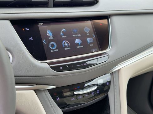 Used 2017 Cadillac XT5 Premium Luxury w/ Driver Assist Package image 23