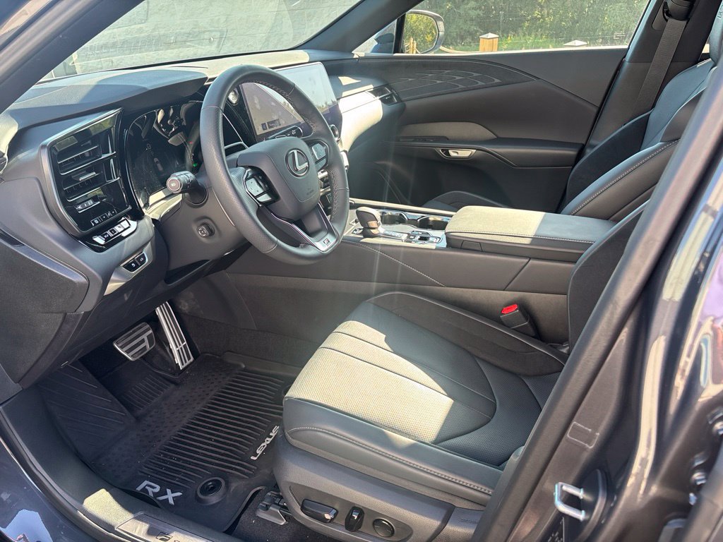 Used 2024 Lexus RX 500h F Sport w/ Convenience Package AWD/4WD image 9