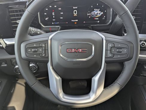 New 2026 GMC Sierra 2500 SLT w/ SLT Convenience Package image 20