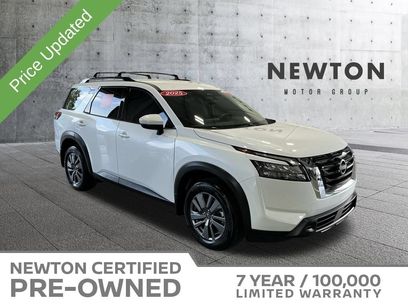 Used 2025 Nissan Pathfinder SV