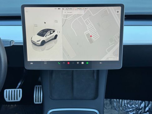 Used 2023 Tesla Model Y Performance image 21