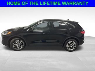 Used 2022 Ford Escape SEL video 2