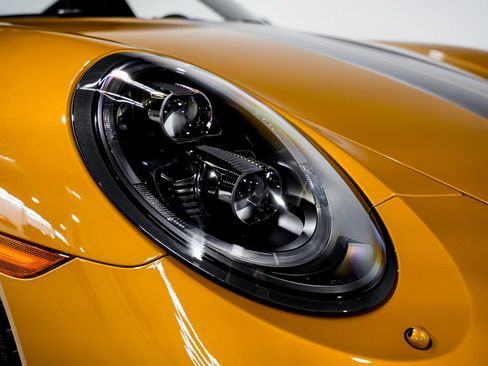 Used 2018 Porsche 911 Turbo S AWD/4WD image 51