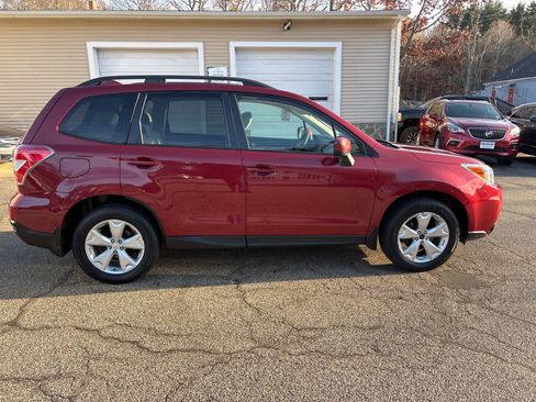 Used 2016 Subaru Forester 2.5i Premium image 6